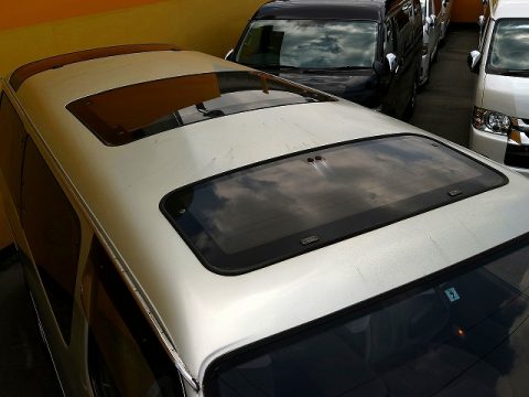 ハイエース　ワゴン　100系　スーパーカスタムリミテッド　３ムR  (2)